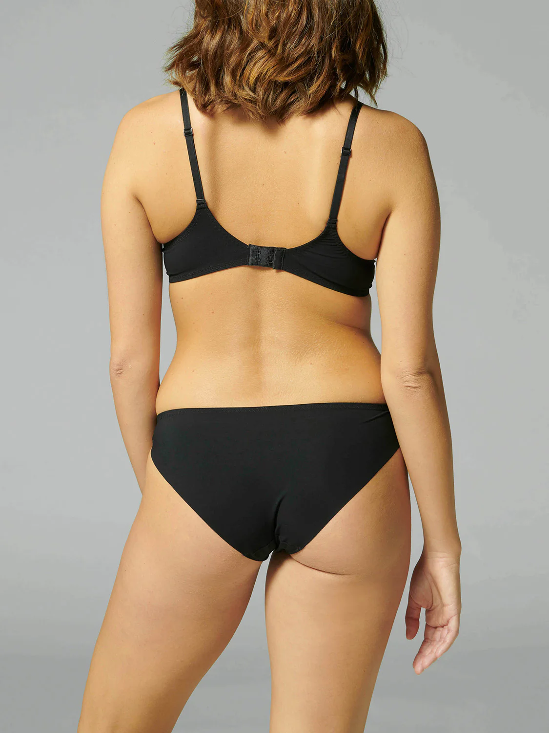 Full cup plunge bra - Black - Image 4