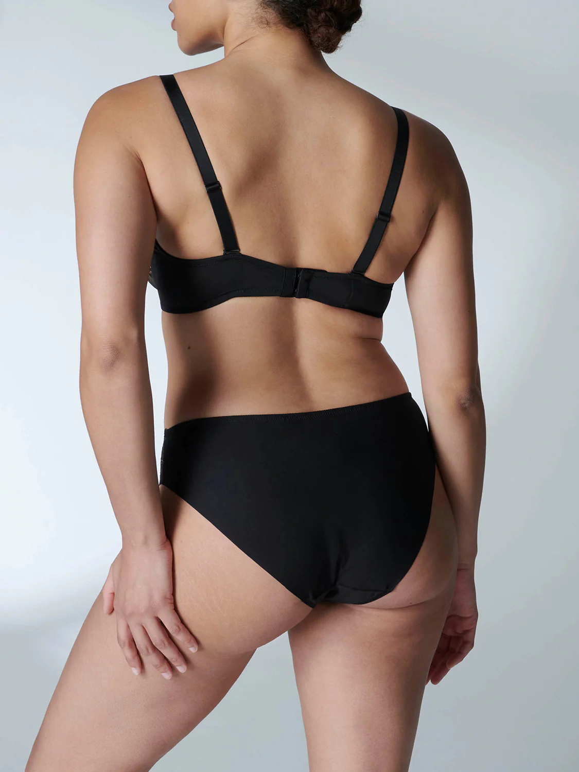 Full cup plunge bra - Black - Image 9