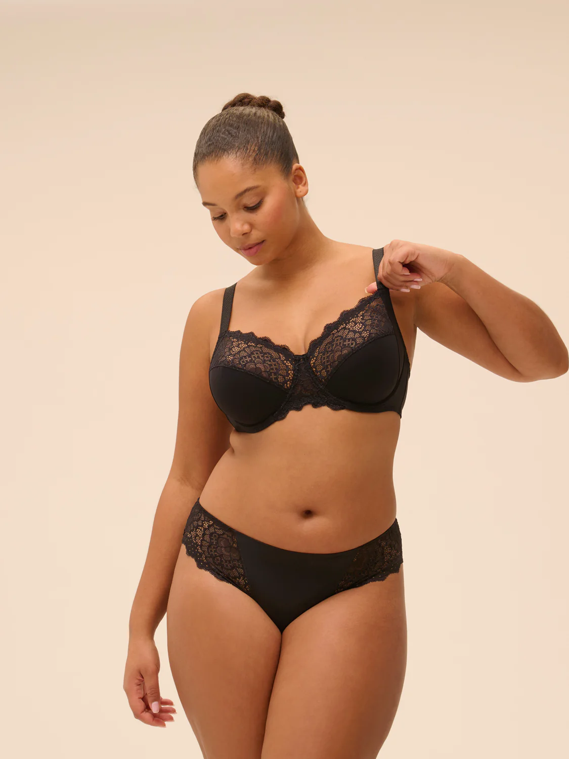 Full cup support bra - Black - Image 4