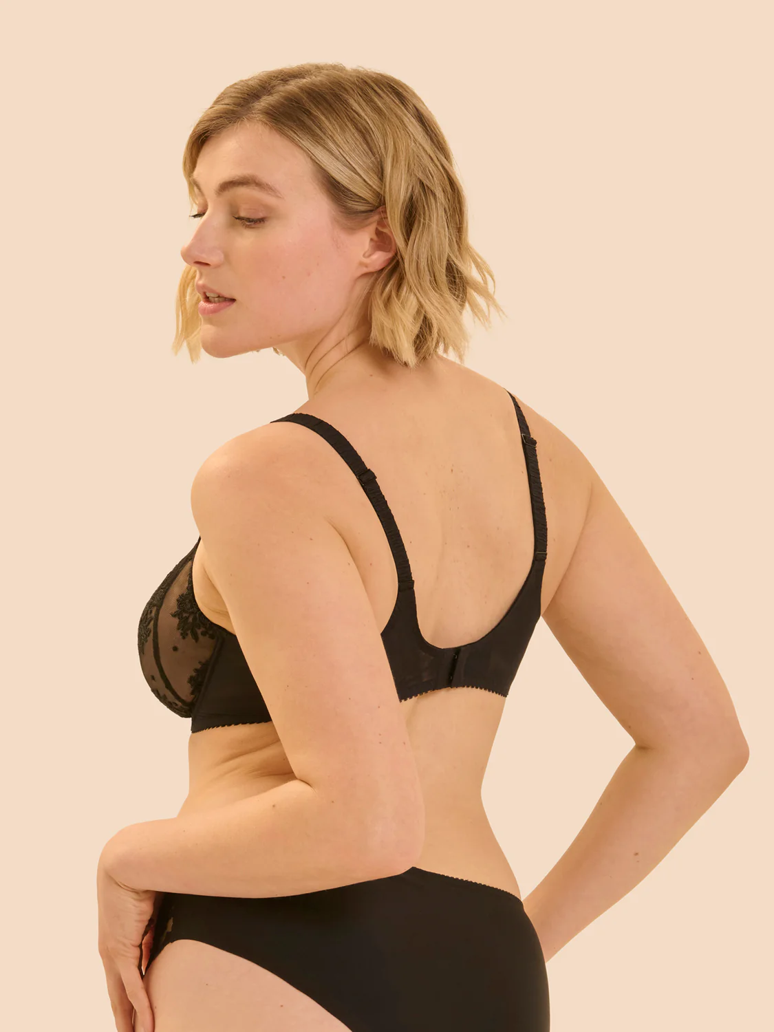 Full cup support bra - Black - Image 3