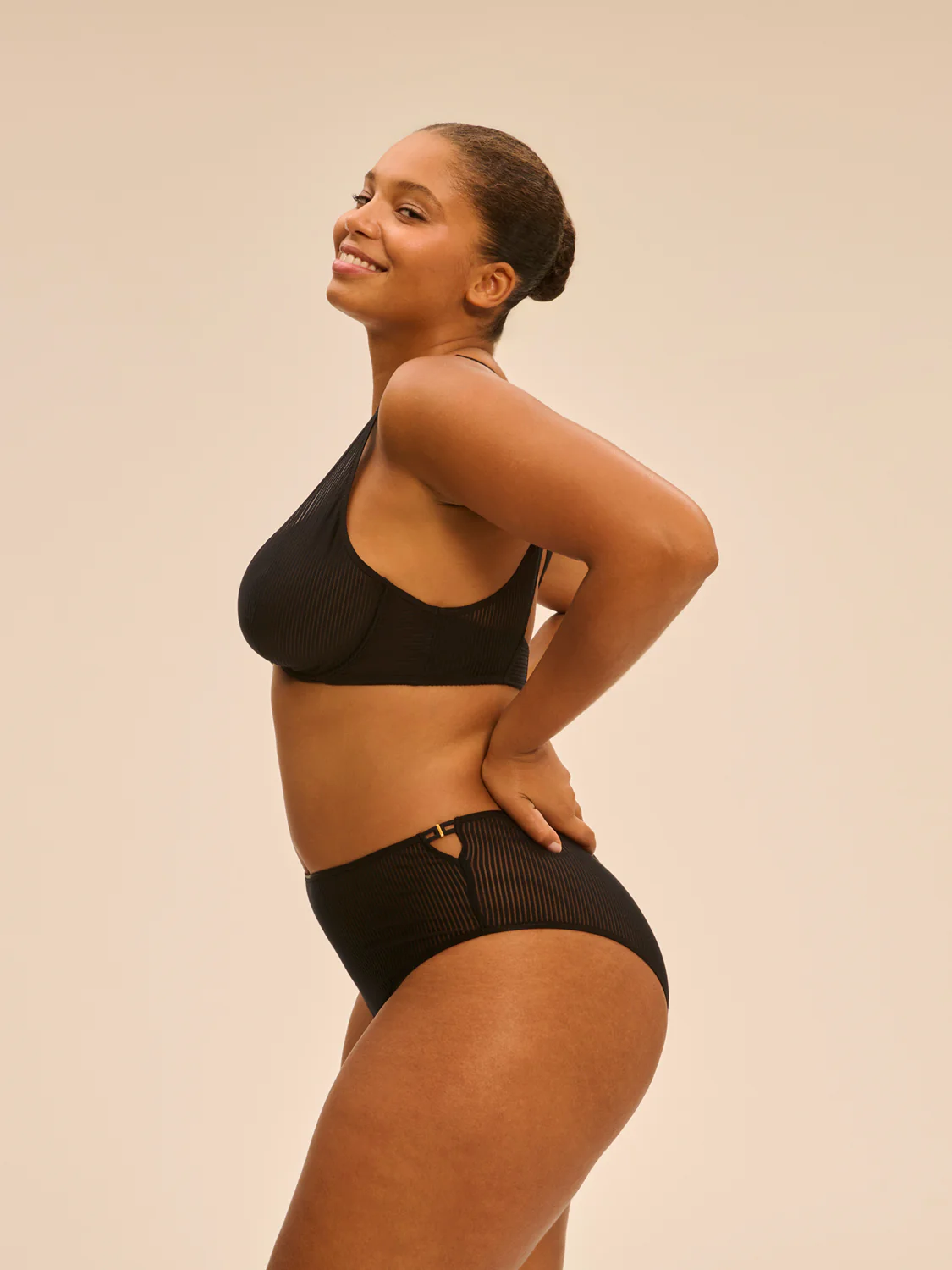 High-waist brief - Black - Image 8