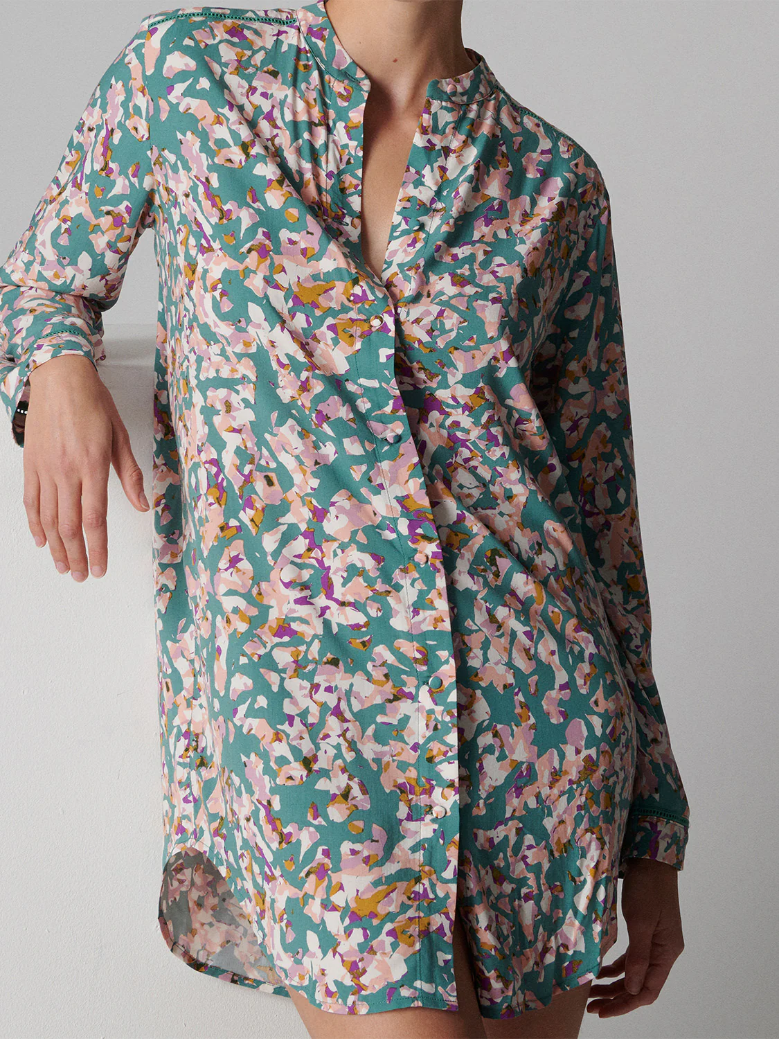 Long sleeved nightdress - Reef Print - Image 3