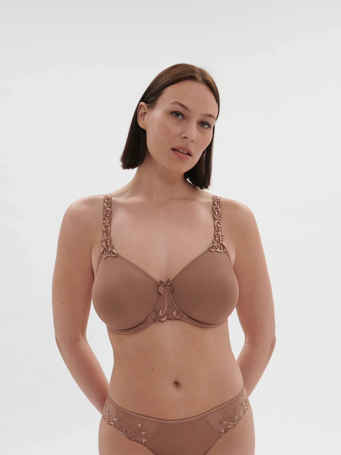 Moulded rigid underwired bra - Amaretto
