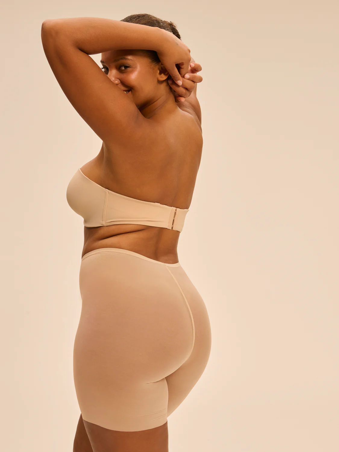 Multi-position strapless bra - Peau rosée - Image 12