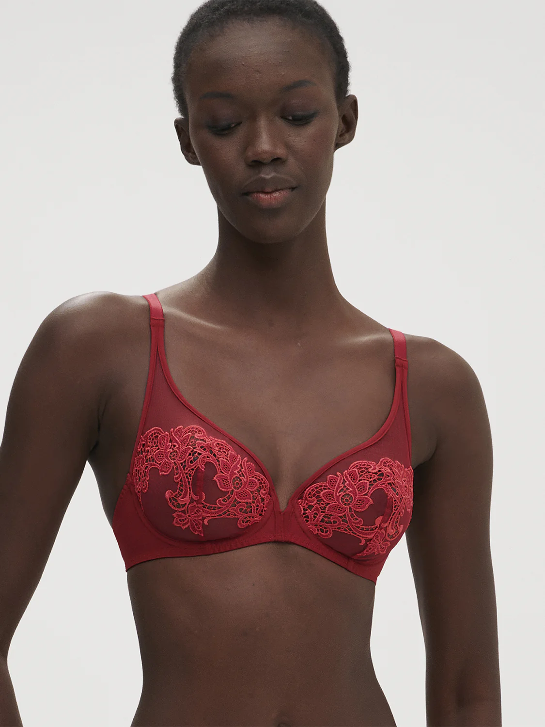 Plunging underwired bra - Lipstick