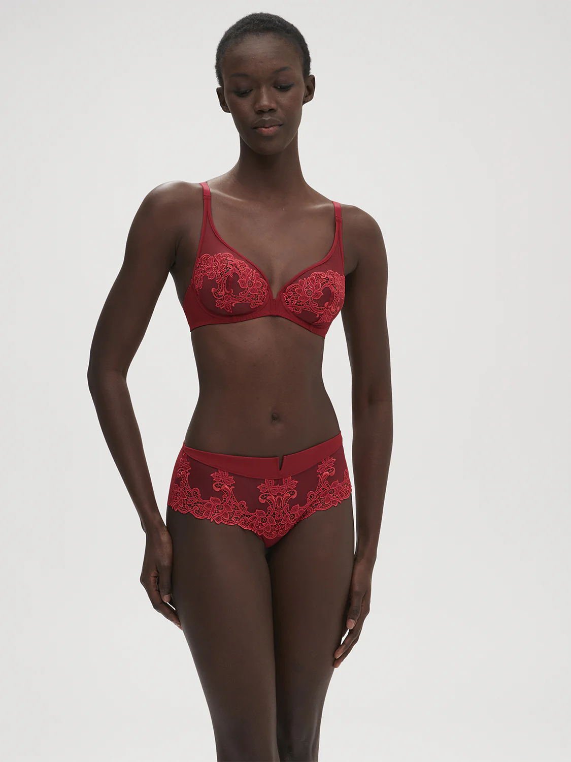 Plunging underwired bra - Lipstick - Image 3