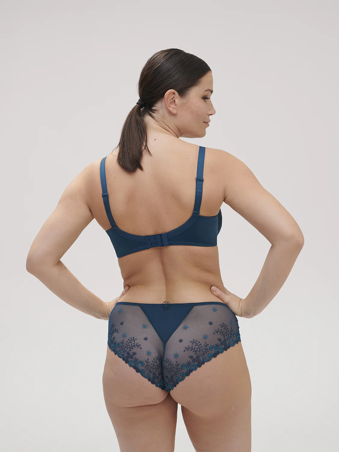 Plunging underwired bra - Prestige Blue - Image 10