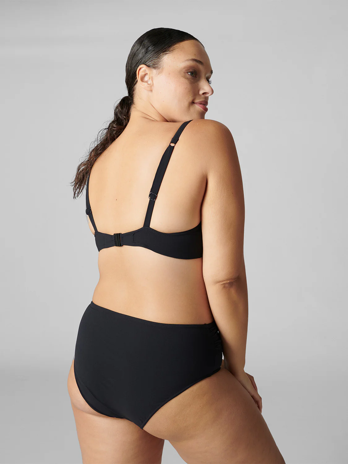 Push-up bikini top - Black - Image 10