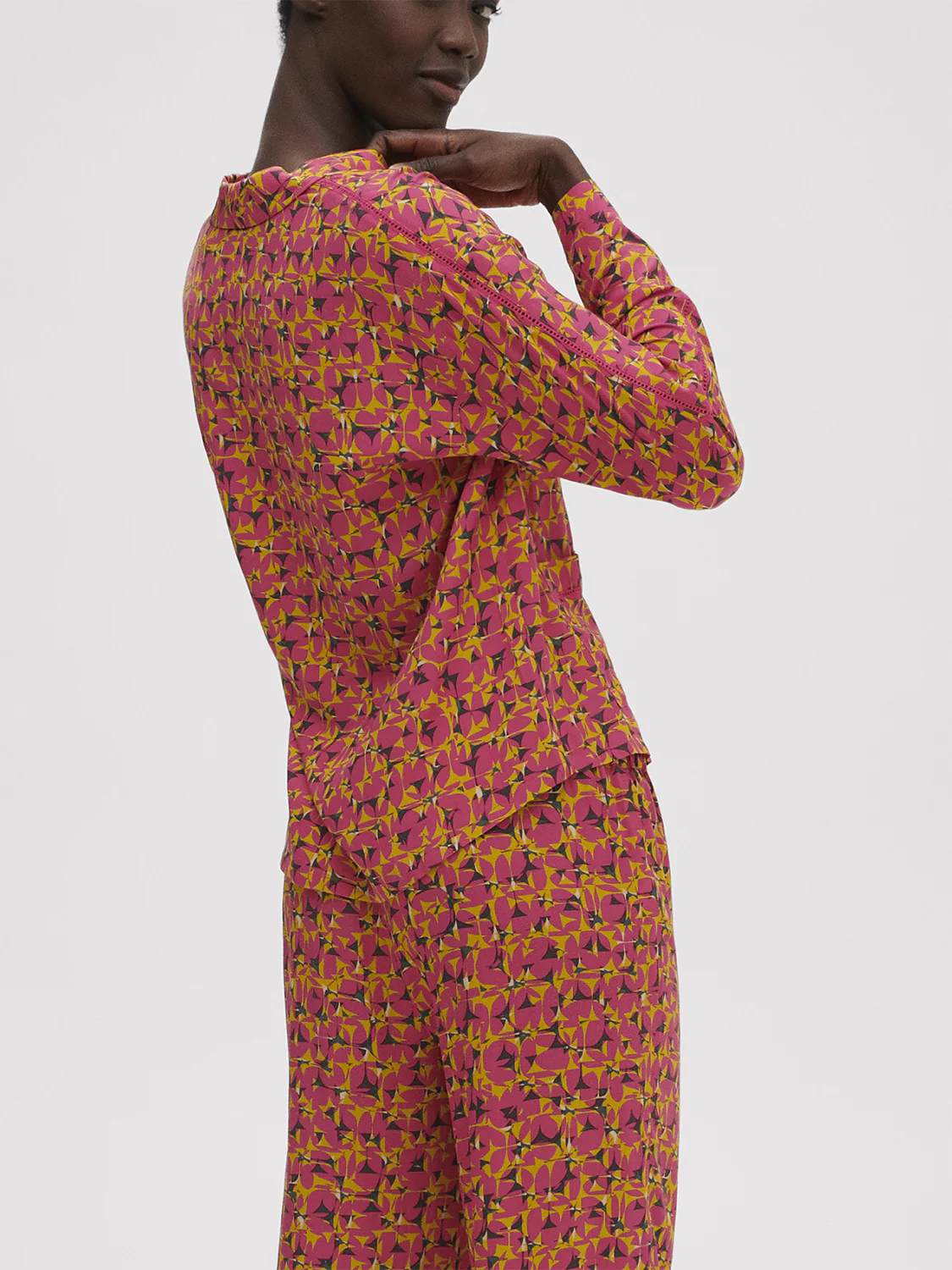 Shirt  - Groovy Print - Image 2
