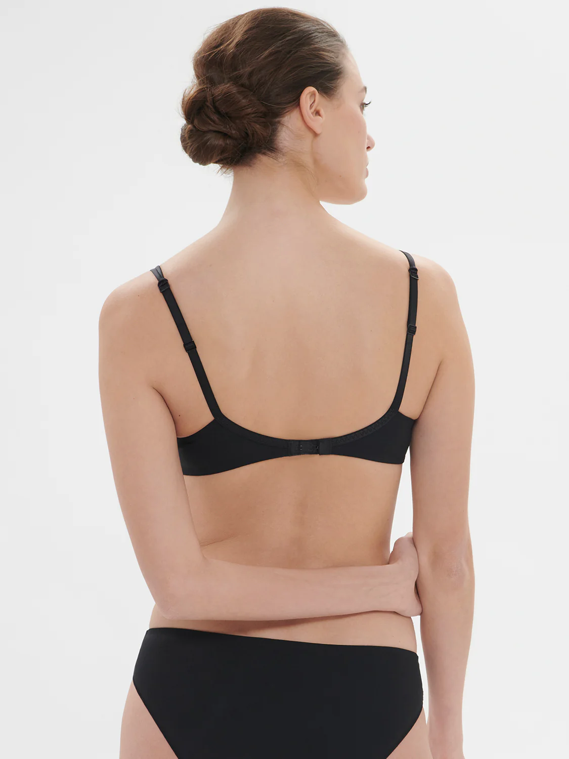 Squared neckline spacer bra - Gem Black - Image 3