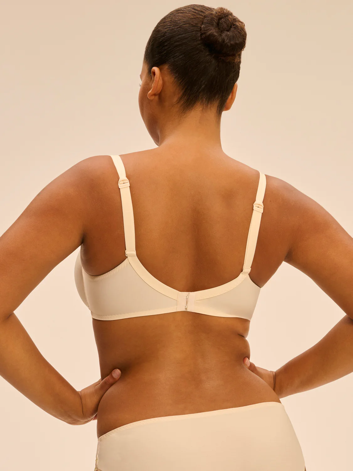 Squared neckline spacer bra - Pampa - Image 7