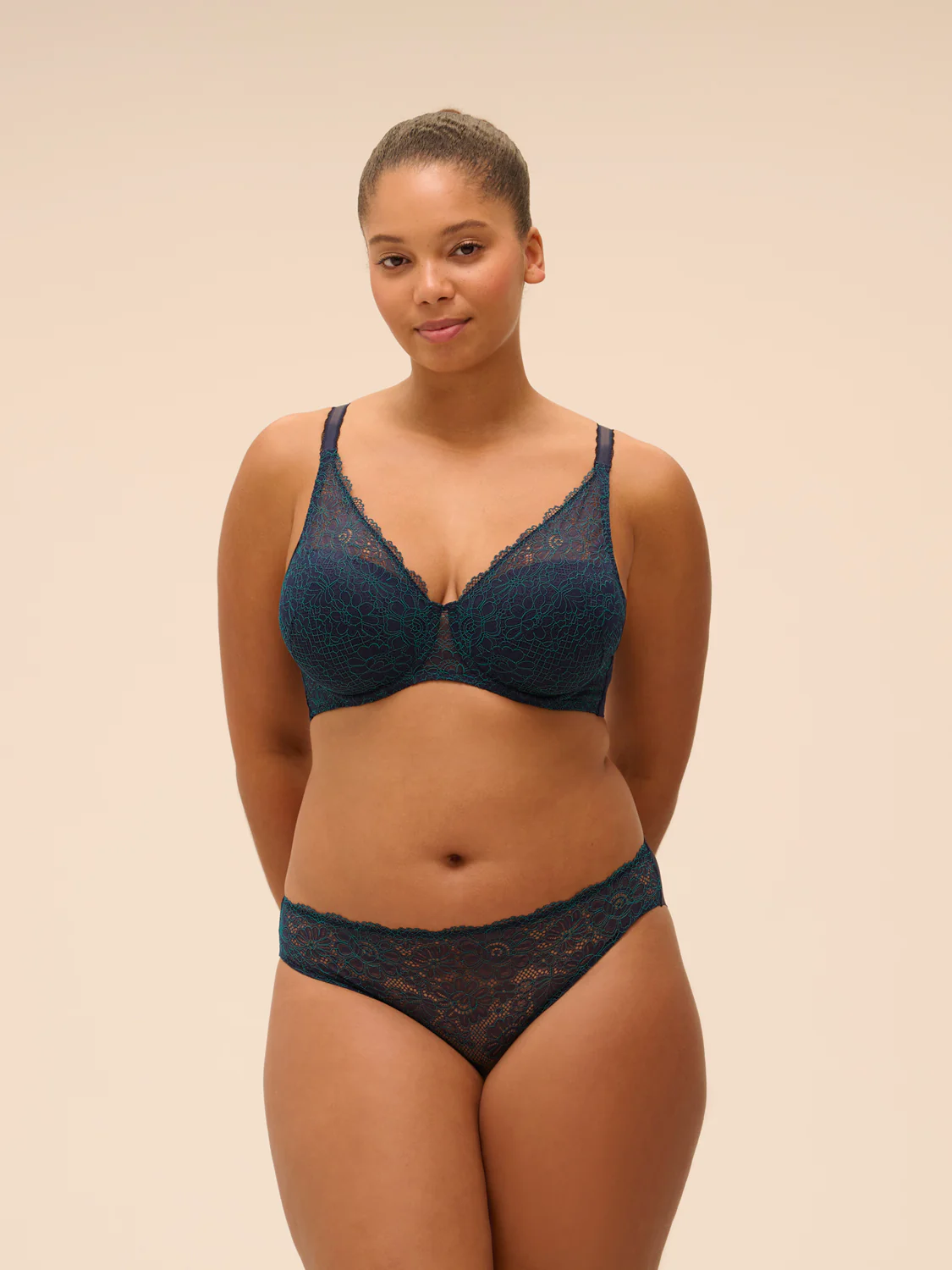 Squared neckline spacer bra - Sapphire - Image 13