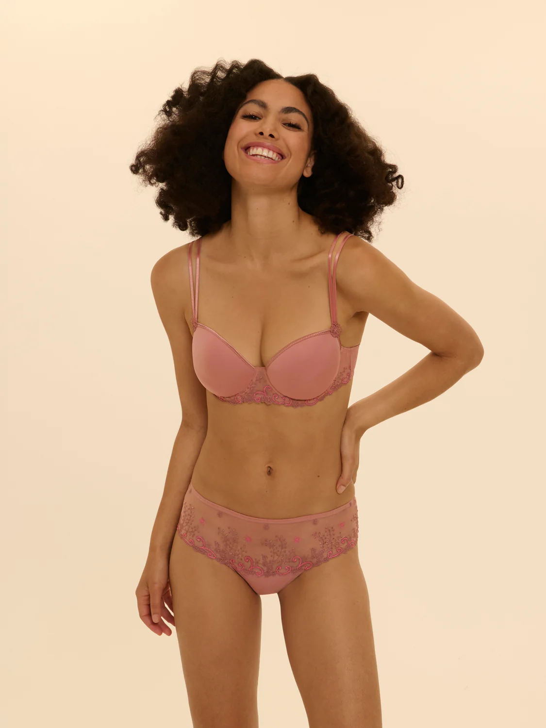Squared neckline spacer bra - Smokey Pink - Image 4
