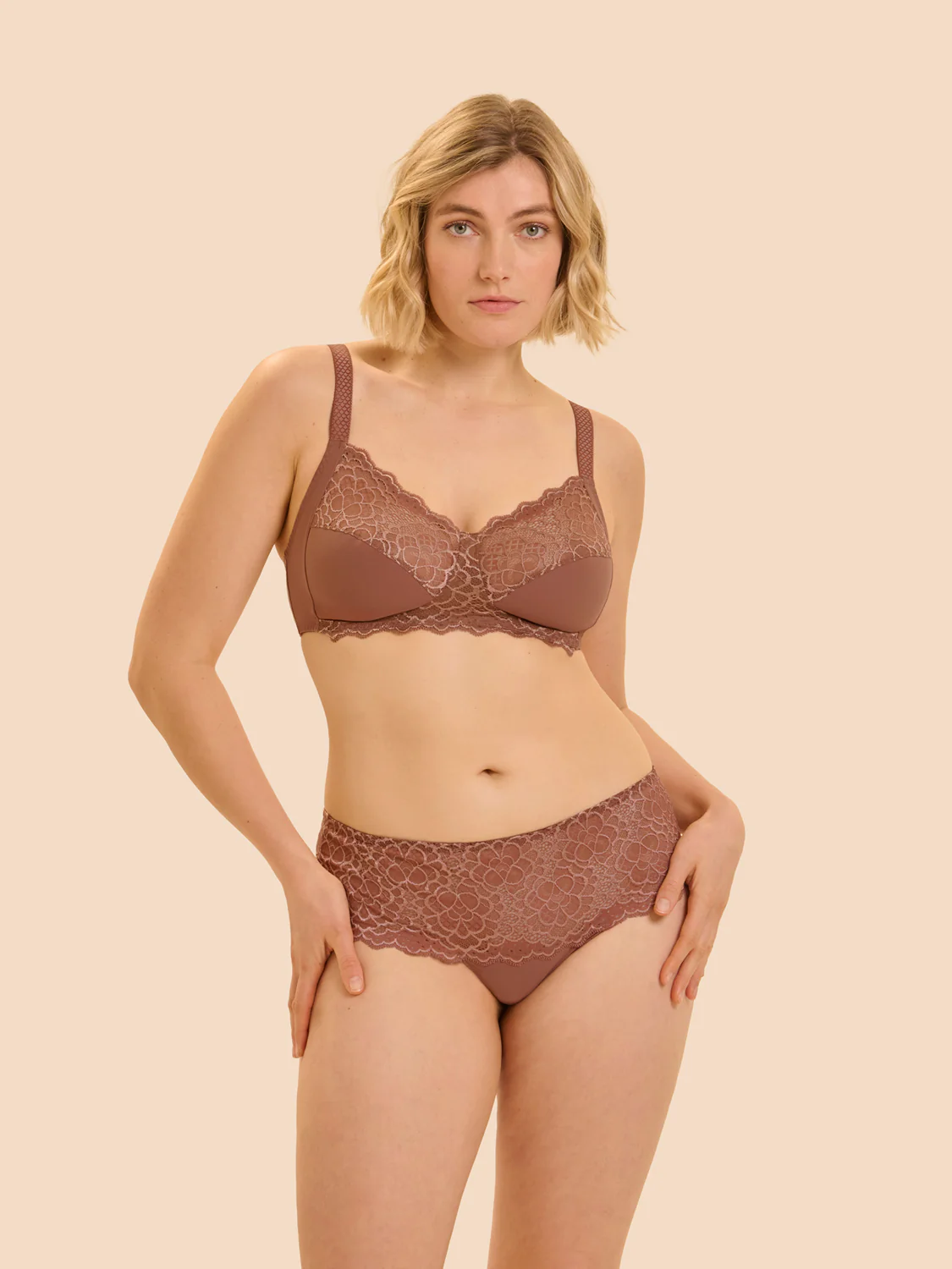 Structured wireless bra - Coco brown - Image 3