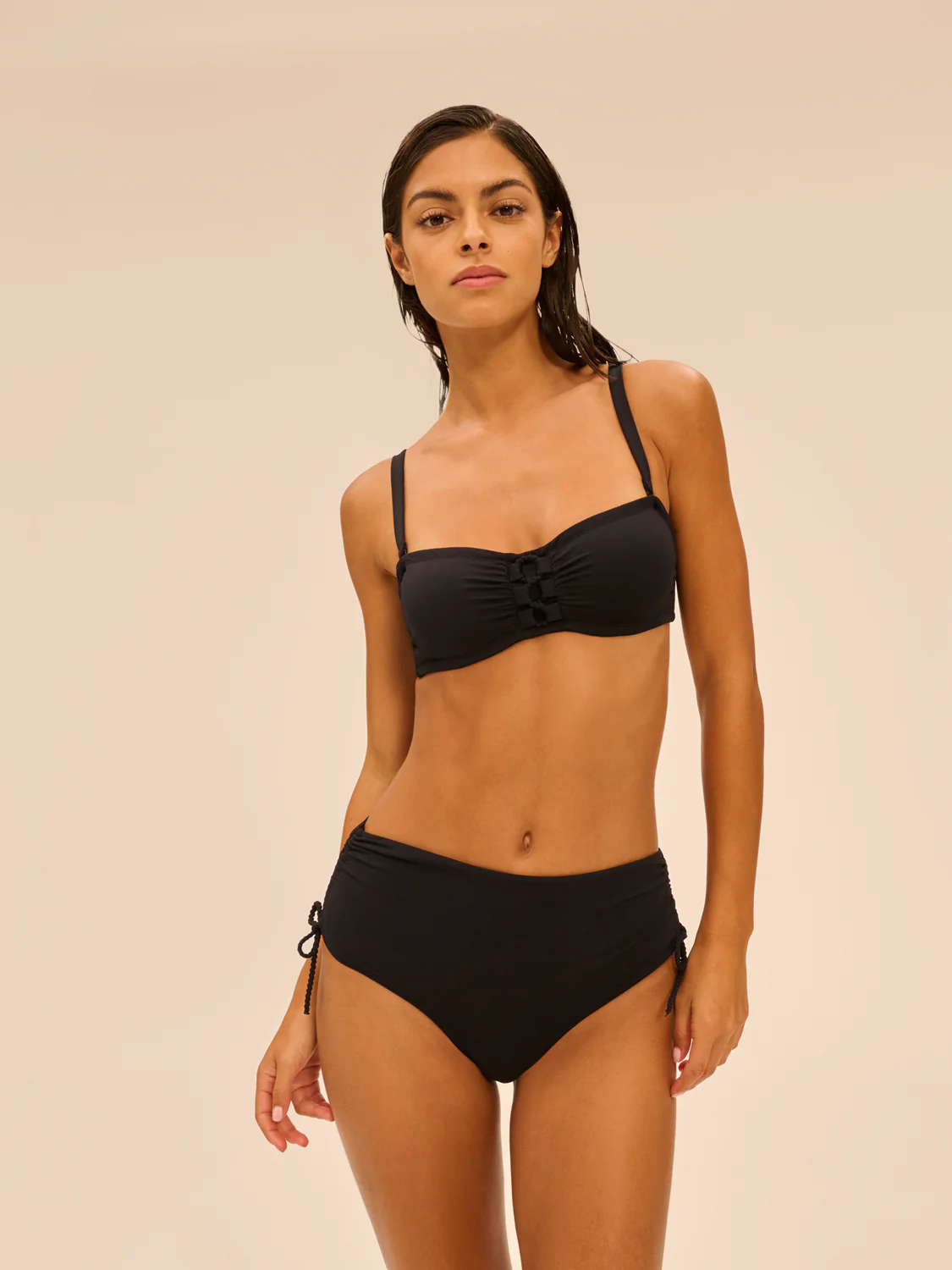 Underwired bandeau bikini top - Black - Image 5