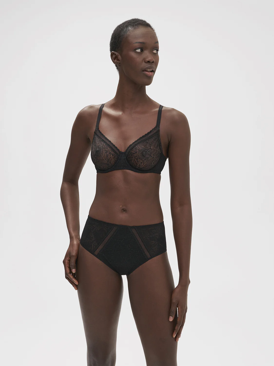 Underwired bra - Black - Image 10