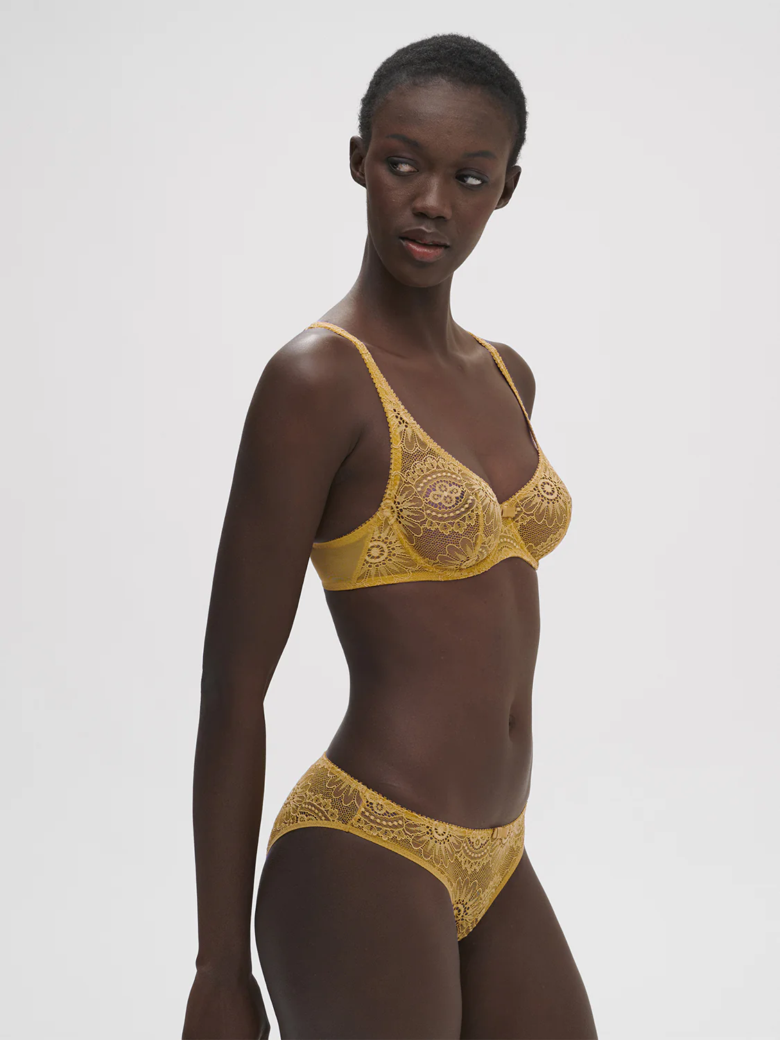 Underwired bra with curved neckline - Golden Yellow - Image 5