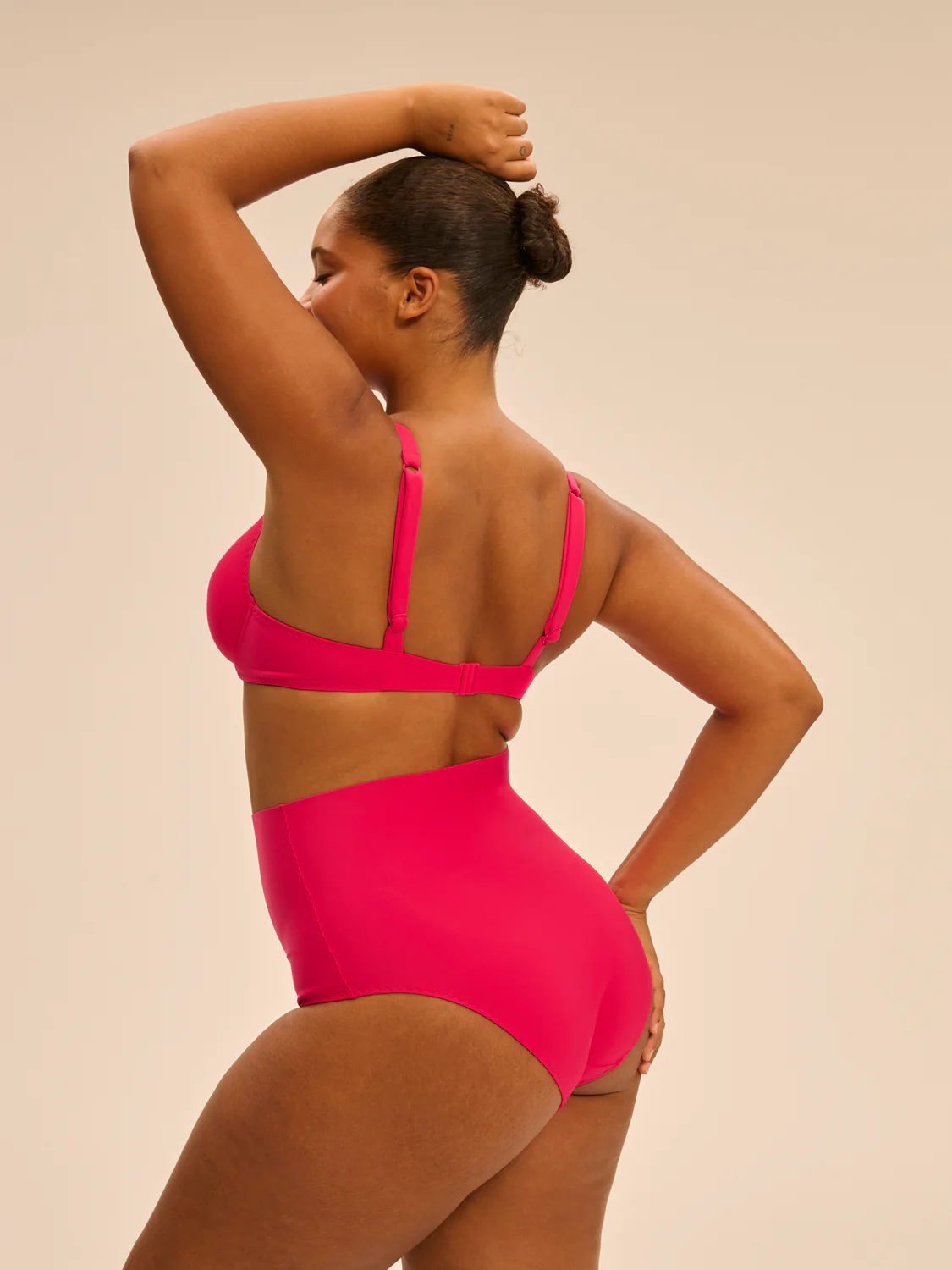 Underwired triangle bikini bra - Lipstick - Image 10