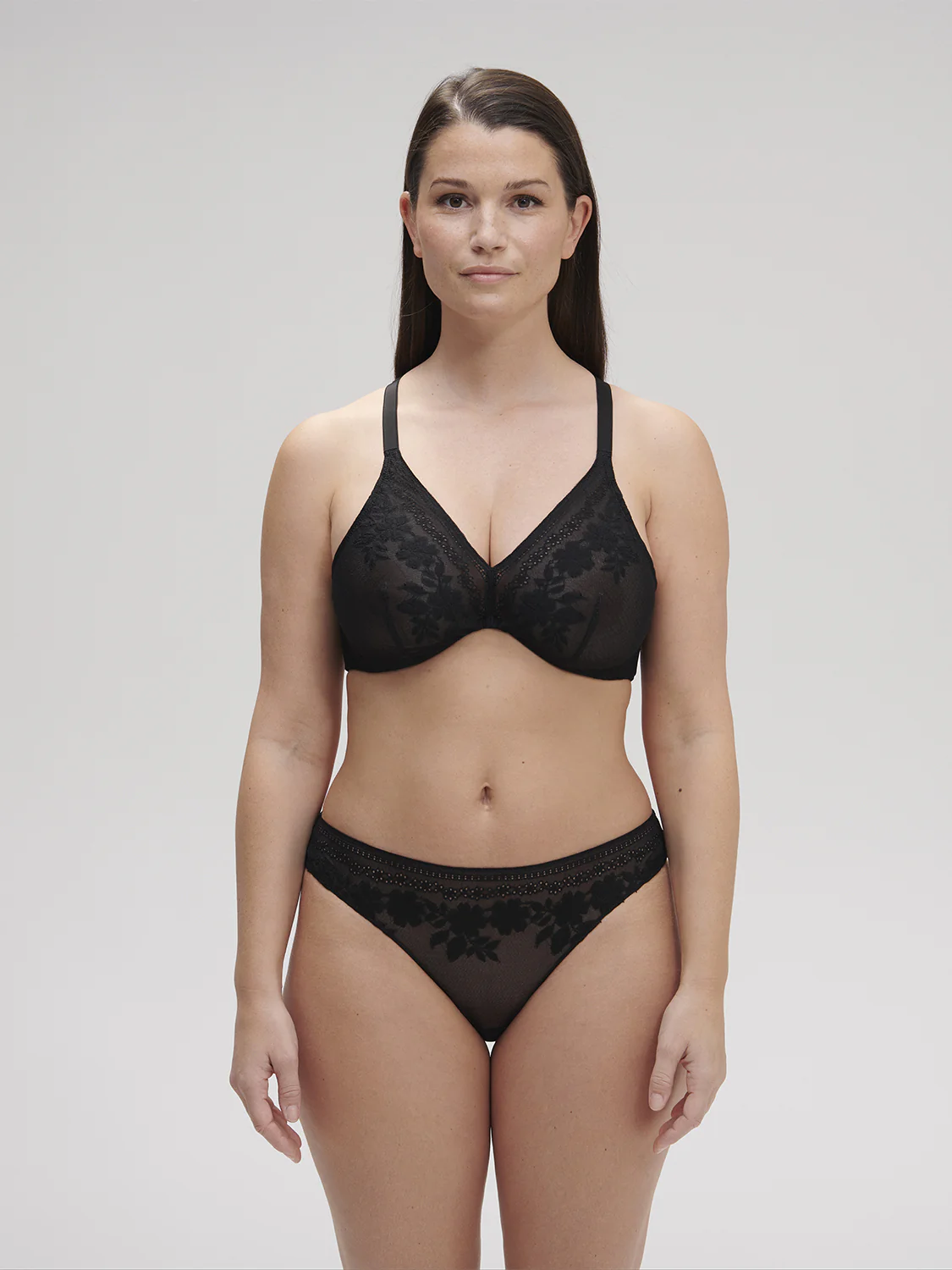 Underwired triangle bra - Black - Image 9